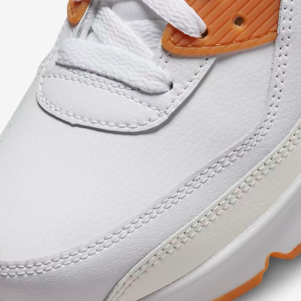Nike Air Max 90 LTR
Big Kids' Shoes
White/Phantom/Citron Tint/ Action Grape - Picture 13 of 16